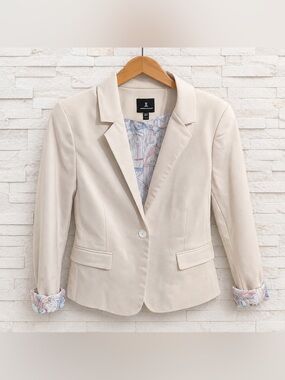 Chapter Beige Jacket with Pastel Floral Lining
